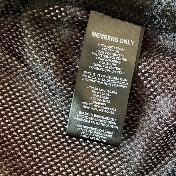 NWT🧥  Members Only x Daffy Duck "Tune Squad" Black Windbreaker Jacket SZ-S - Picture 12 of 16